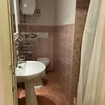 Giallo Appartement *